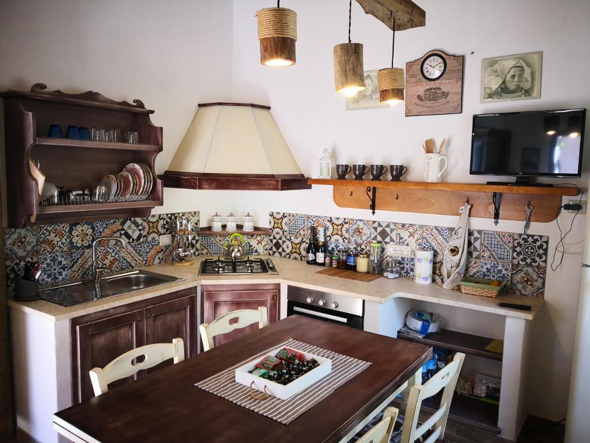 אוליאנה Villa Sa Pruna מראה חיצוני תמונה